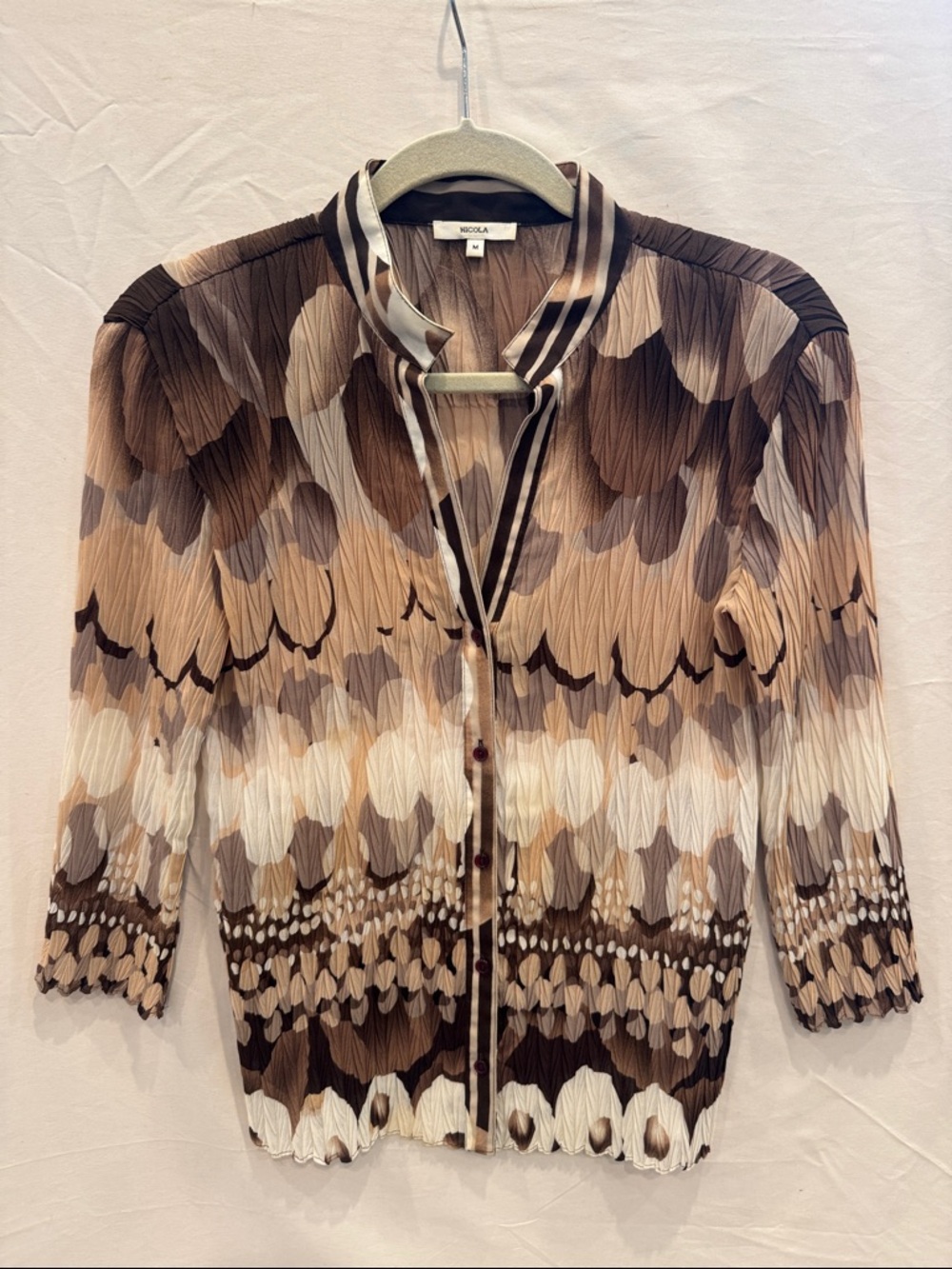 NICOLA Multitone Brown & Cream Pleated Button-Front Blouse